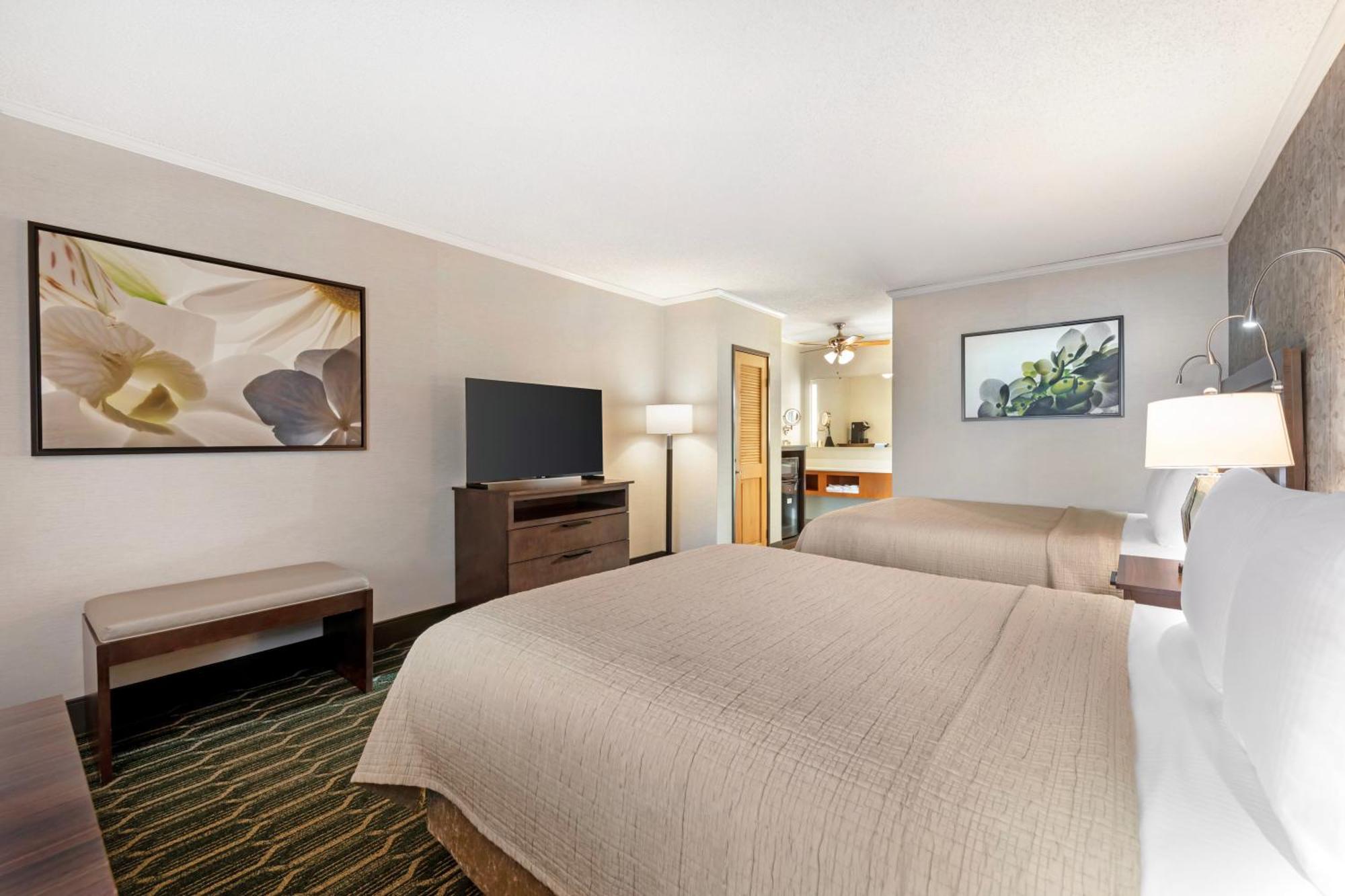 Hotel Western Black Oak 3*