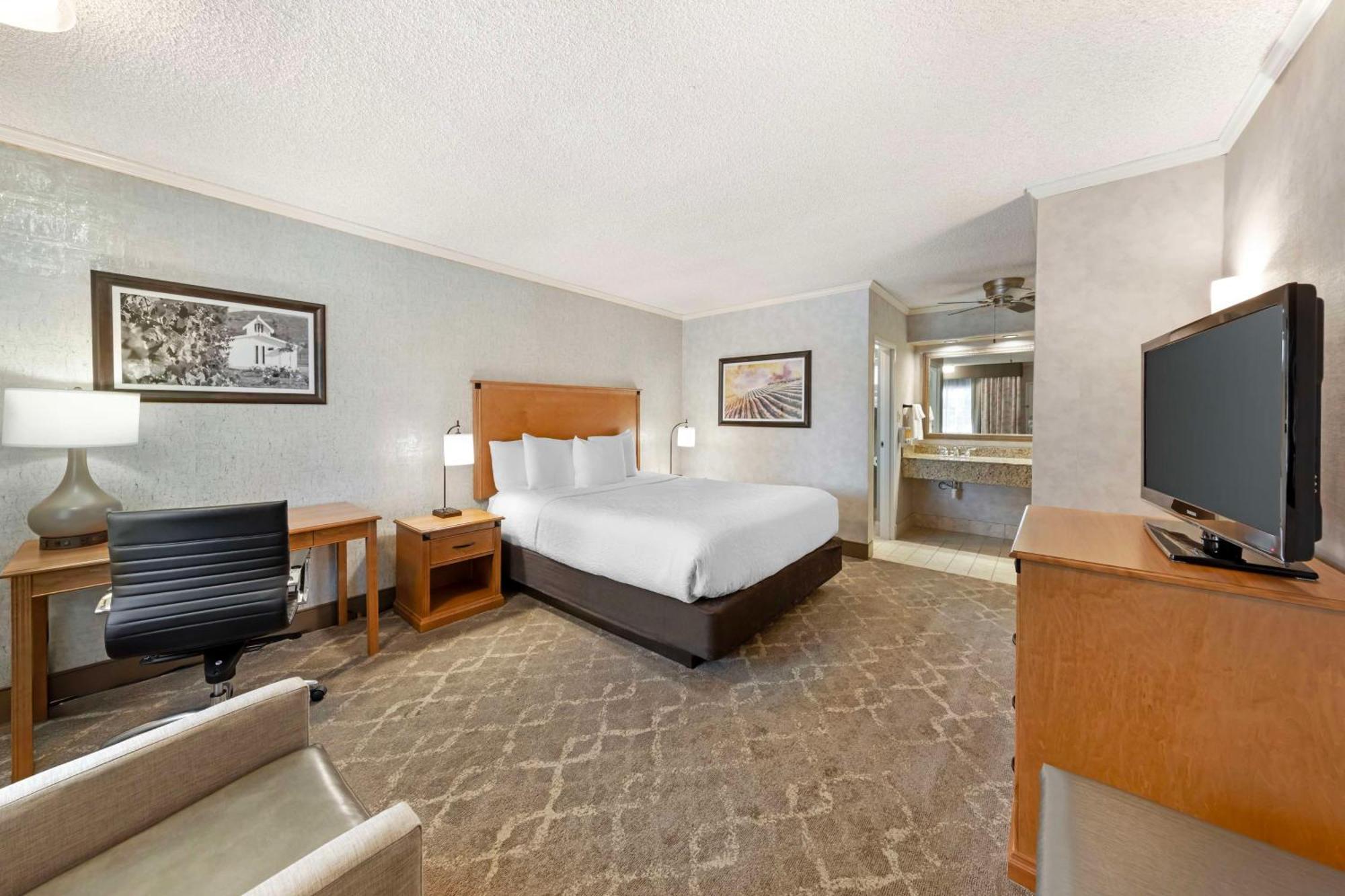 Western Black Oak Hotel Paso Robles